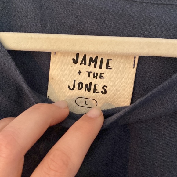 Jamie & the Jones Raw Silk Blank Canvas Tee - Picture 3 of 6
